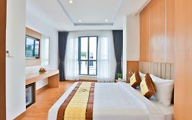 Prague Saigon Airport Hotel